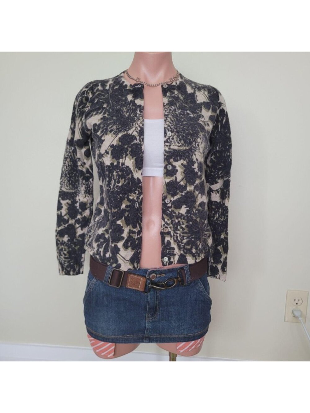 Jillian Jones Goth Floral Lambswool Angora Soft Knit Cardigan (M)
